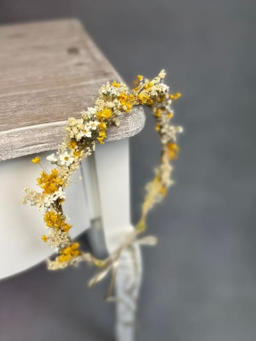 thème mariage jaune couronne de fleurs