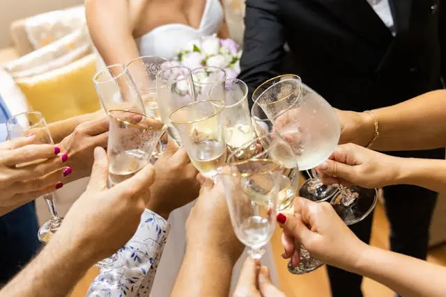invité mariage toast en l'honneur des mariés